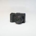 レンズごとセンサーを交換する、唯一無二の七変化カメラ「リコー GXR」
