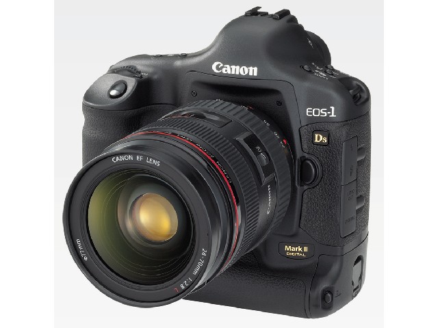 Canon EOS-1Ds Mark II