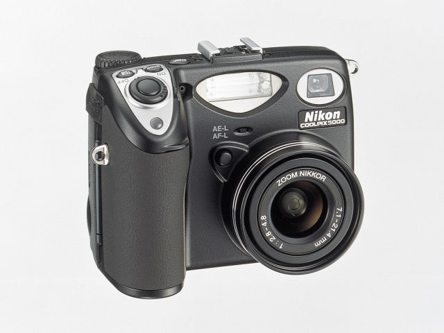 Nikon ニコン COOLPIX 5000