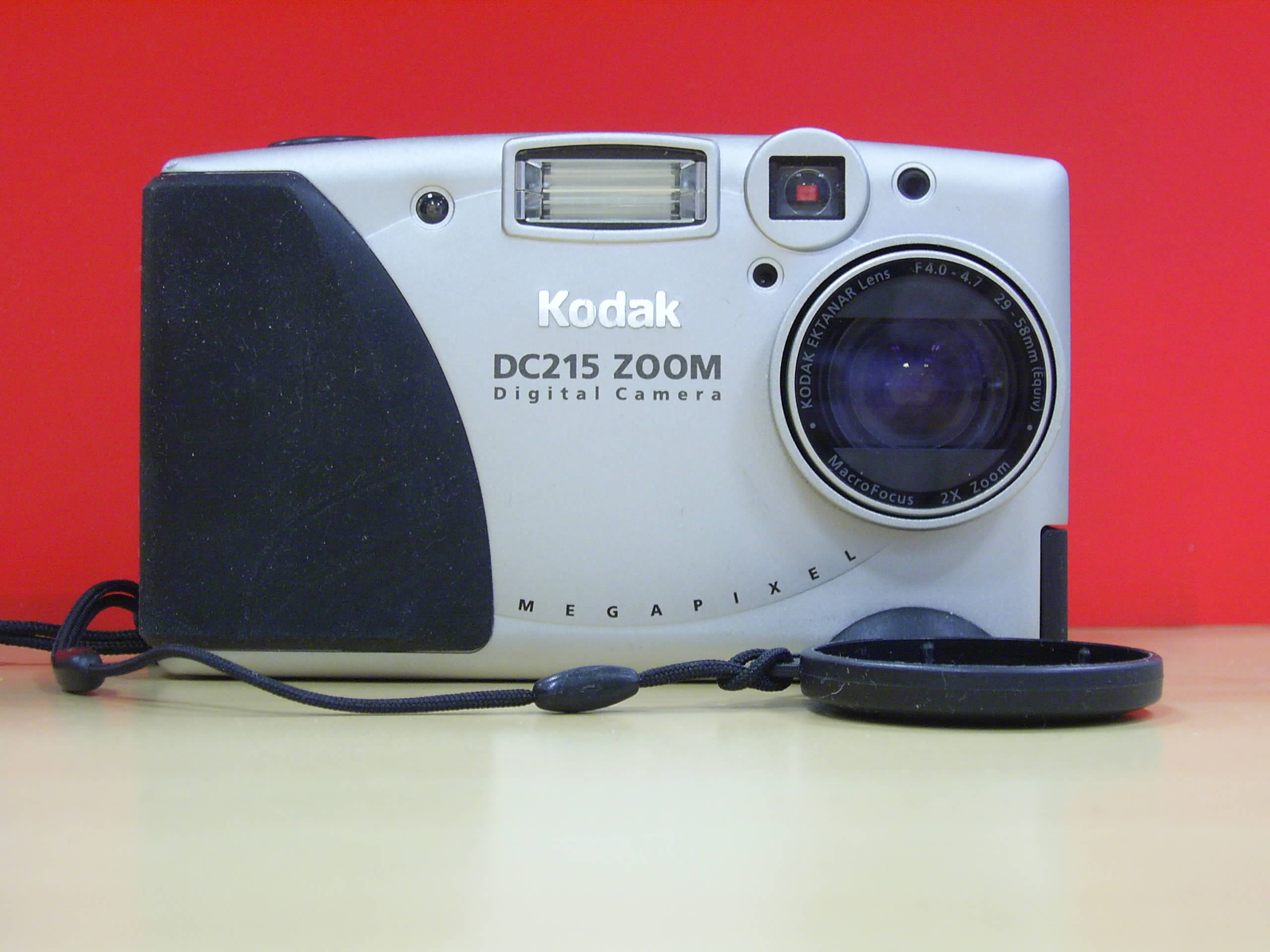 KODAK コダック DC215 Zoom
